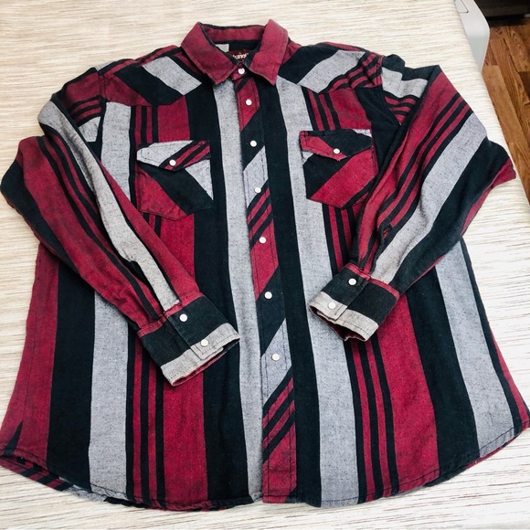 Vintage Wrangler Western Shirt Red Black Gray Stripe - Picture 9 of 16